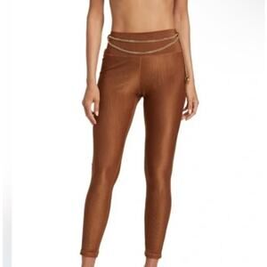 WEWOREWHAT High rise legging with chain belt. NWT, Size XS, Solid Rib, Brown